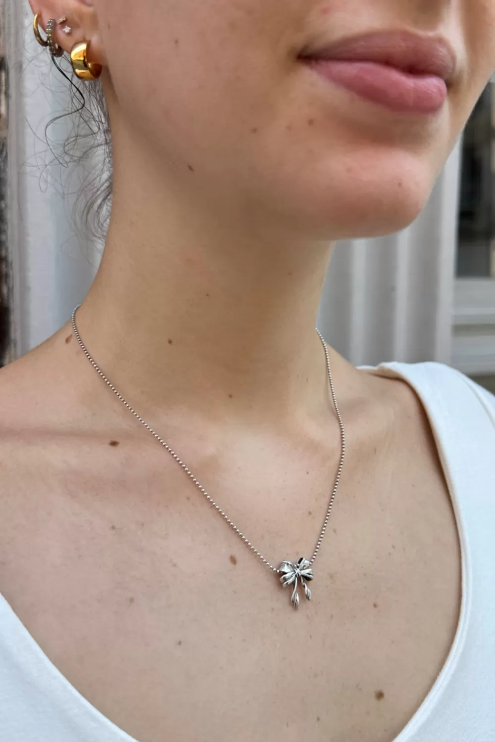 Brandy Melville Bow Necklace